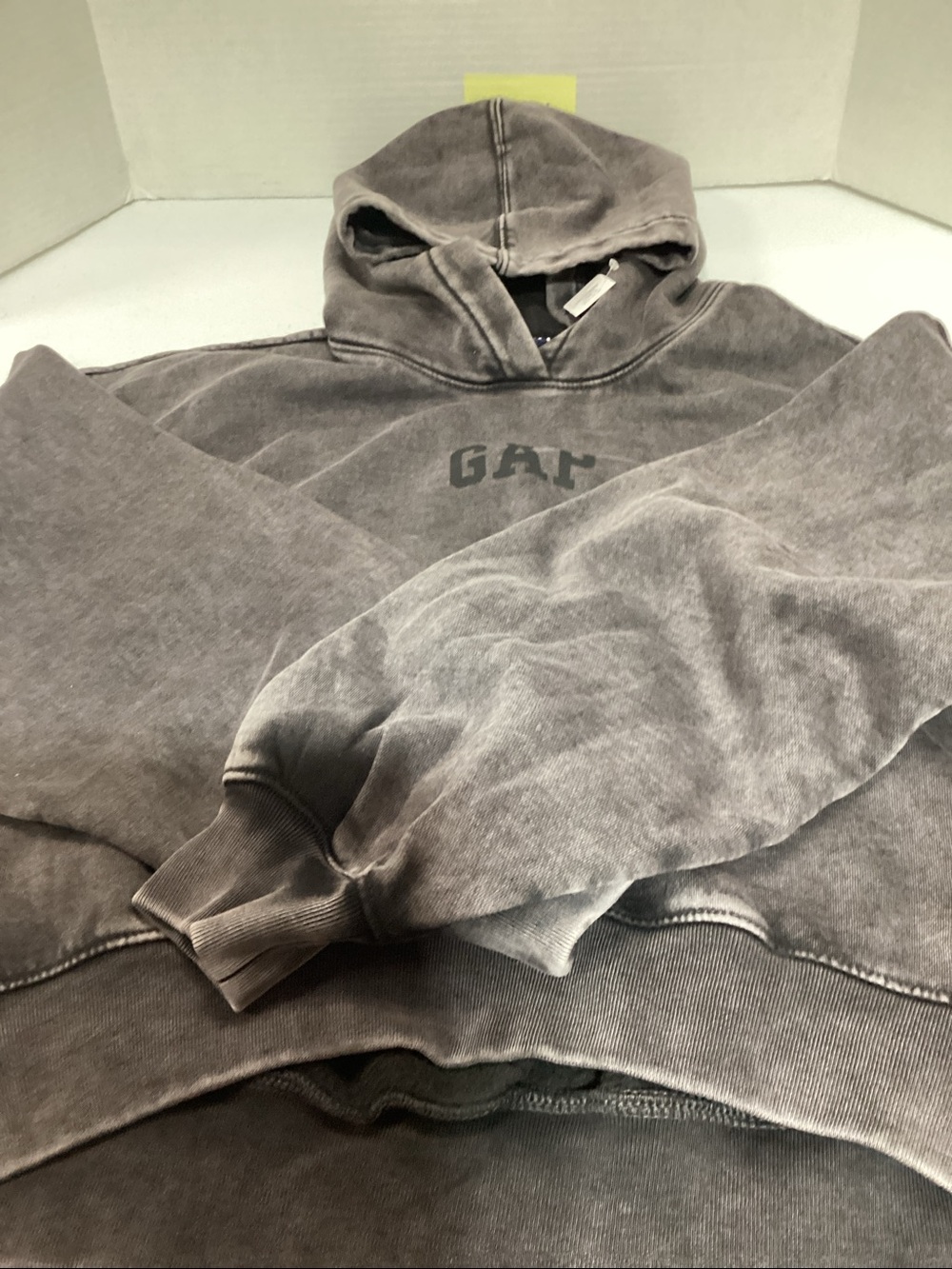 Gap cropped hoodie - Picture 3 of 3